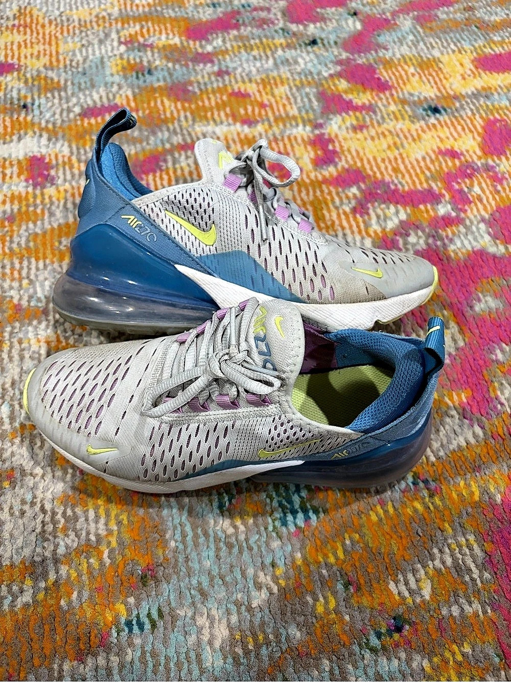 Nike Air Max 270 kids Gray & Blue Athletic Shoes